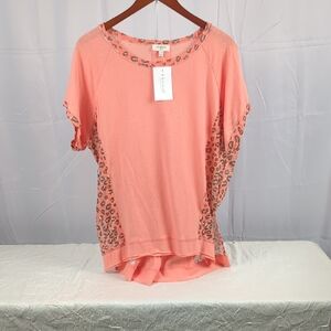 Umgee Peach Leopard Accent Short Sleeve Top
